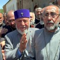 Nastavlja se progon: Jermenskom arhiepiskopu Adžapahjanu određen pritvor od dva meseca