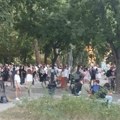 Počela komemorativna šetnja Studenti u blokadi i građani krenuli ka Železničkoj stanici povodom 10 meseci od pada nadstrešnice…