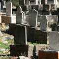 Novi udar na Srbe na KiM: Porušili 60 krstova na pravoslavnom groblju