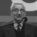 Preminuo Đuro Raca, otac jedne od žrtava u padu nadstrešnice u Novom Sadu