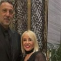 Све врви од луксуза Владе Дивац са женом посетио Саудијску Арабију, ускладили стајлинге, она сва у злату! (Фото)