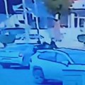 Pogledajte kako je američka novinarka kidnapovana u Bagdadu: Dva muškarca je presrela i ugurala u auto! (video)