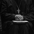 Sveštenik kod Požege slao dečaku poruke eksplicitnog sadržaja, radio i kao veroučitelj: Udaljen iz biskupije