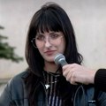 „Sistemski zanemarena, korupcijom zatrovana, naša su porodilišta pod nadstrešnicom“: Održan protest protiv femicida u…