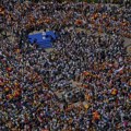 Desetine hiljada građana protestovalo u Madridu: "Mafija ili demokratija" – opozicija traži vanredne izbore