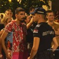 Masovni protesti sinoć u Zrenjaninu ali i širom Srbije. Narod gubi strpljenje, raste bes i nepoverenje u vlast! Protesti u…