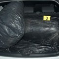 Velika zaplena na naplatnoj rampi kod Niša: Policajci pretresli auto, a onda pojurili za kamionom: Uhapšena dva vozača (foto)…