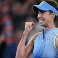 Olga Danilović dobro počela i u dublu: Sa Potapovom u drugom kolu Australijan opena