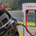 Koristio Tesla Model 3 za Uber, baterija mu “umrla” posle 15 meseci