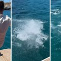 Našu pevačicu suprug za rođendan iznenadio tako što ju je sa broda gurnuo u more: Od šoka nije znala gde je