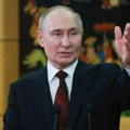 Putin se uznemirio: Ovako je predsednik Rusije reagovao kada mu je Gerasimov saopštio da su Ukrajinci upali u Kursk (video)