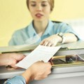 Izvode iz banke ne bacajte ni u ludilu! Možete da platite milionske kazne, a evo koliko godina treba da ih čuvate