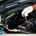 Neverovatno otkriće Kako smanjenje ulja može povećati snagu motora vašeg automobila