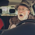 Snimak žestoke tuče na Jadranu zapalio internet Niko nije očekivao ovakvu dramu, evo ko je izvukao deblji kraj! (video)