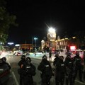 Sukobi na protestima: Vlada osuđuje nasilje, opozicija optužuje vlast za zloupotrebu institucija