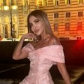 Natpis na intimnom delu izazvao haos! Aneli Ahmić se skinula i bez blama pokazala sve (foto)