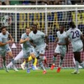 Udineze šokirao Inter, Lacio dominantan protiv Verone