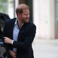 Britanija ponovo procenjuje bezbednosni rizik po princa Harija nakon privatne molbe