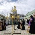 Oštećena jedna od najvećih pravoslavnih svetinja! U raketnom napadu na Ukrajinu pogođena zgrada kompleksa Kijevsko-Pečerske…