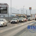 Zadržavanje teretnih vozila 300 minuta na Batrovcima, u toku radovi na više auto puteva u Srbiji