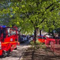 (Foto) Drama na Banjici, zapalila se veš mašina: Buknuo požar na 22. spratu solitera: Vatrogasci hitno dojurili na lice mesta!…