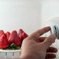 Većina ljudi pogrešno prilagođava temperaturu frižidera: Evo šta znače brojevi na točkiću i kako da sprečite kvarenje hrane…