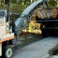 Nastavlja se sa popravkama puteva u gradu i okolini. Putari radili na čak 30 lokacija, sređuju se ulice i pešačke staze