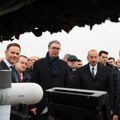 Predsednici Srbije i Azerbejdžana razgledali naoružanje Vojske na niškom vojnom aerodromu