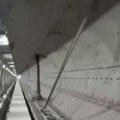 I to se dešava: Bušilicom slučajno probili tunel metroa (video)