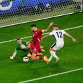 Srbija oštećena za penal protiv Engleza! Sudijski ekspert se oglasio zbog prekršaja nad Mitrovićem!