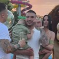 Nakon krštenja prava fešta! Bojana u uskoj haljini, Šijan puca od ponosa, a kum Hofman se ne odvaja od njih