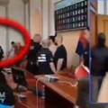 OJT i PU Zaječar ne odgovaraju na pitanje Glasa Zaječara: Ko su ljudi u fantomkama koji su „upali“ na sednicu Skupštine