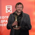 Ne vredim toliko, ljudi! Potresan i iskren govor glumca Jova Maksića: Možda nisam dostojan nagrade "Tatjana Lukjanova"