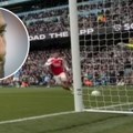 Nestvaran kiks najboljeg golmana na svetu: Đanluiđi Donaruma pacerski poklonio gol Arsenalu