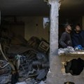 Devet ljudi poginulo u bombardovanju Gaze: Pogođena stambena zgrada i obdanište pretvoreno u sklonište za raseljene