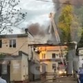 Izbio veliki požar u Moskvi: Helikopteri i 120 vatrogasaca gasi vatru u skladištu (VIDEO)
