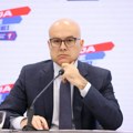 Veće plate za prosvetare! Premijer Vučević se sastao sa delegacijom sindikata u prosveti: Evo kada će doći do povećanja