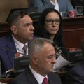 Skandal u Skupštini Srbije: Đilas psuje i vređa Aleksandra Vulina koji mu je sasuo istinu u lice! (video)