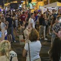 Nematerijalni spomenik žrtvama ubistva pod novosadskom nadstrešnicom