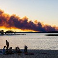 Apokaliptični prizori u Grčkoj! Vatra progutala kuće kod Atine, evakuacije u toku, požari besne i u Francuskoj i Turskoj…