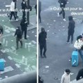 Snimak nesrećnih turista koji su se našli usred uličnog rata u Parizu: Jedva se probili sa koferima