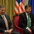 Završen sastanak lajčaka i eskobara sa predstavnicima Srpske liste: Specijalni predstavnici EU i SAD večeras sa Vučićem