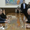 Vučić: Otvoren razgovor sa Hilom, potvrdili posvećenost miru u regionu