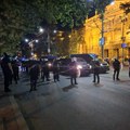 VIDEO Pogledajte žestok sukob građana i policije na Vračaru
