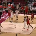 "Air Nikola": Srbin poleteo i posterizovao rivala zakucavanjem, a onda se obrukao pod košem...