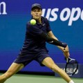 Bez tenzije u italijanskom derbiju - Siner preko Muzetija u polufinale Ju-Es oepna