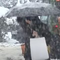 Jutros pao prvi sneg u Srbiji: Pogledajte kako veje kao da je decembar