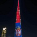 Najviša zgrada na svetu u bojama srpske zastave: Spektakl u Dubaiju, oglasio se i Vučić (video)