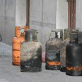 Eksplozija u Surčinu, ima povređenih: Drama u porodičnoj kući posle eksplozije plinske boce, na licu mesta sve hitne službe…