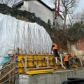 Počela izgradnja novog potpornog zida u Deligradskoj ulici u Leskovcu